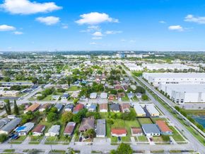 4017 SW 24th St, West Park FL 33023