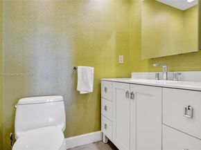 2160 Ibis Isle Rd 3, Palm Beach FL 33480