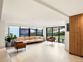 14324 Garden Dr, Miami FL 33168