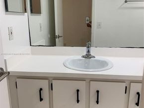 469 NE 207th Ln 207, Miami FL 33179