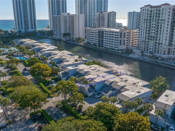 Undisclosed Address #A12014577, Sunny Isles Beach FL 33160