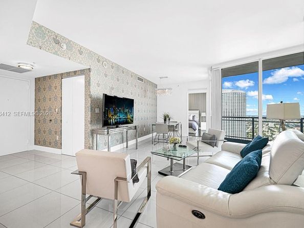 92 SW 3rd St 4806, Miami FL 33130