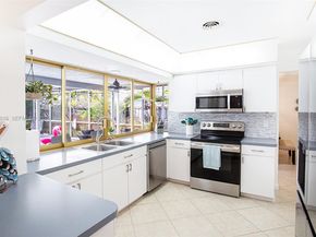 4316 Jackson St, Hollywood FL 33021