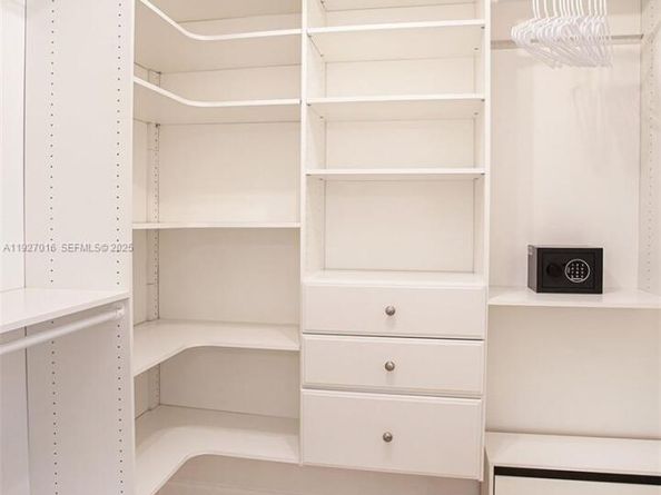 4316 Jackson St, Hollywood FL 33021