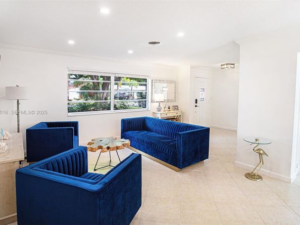 4316 Jackson St, Hollywood FL 33021