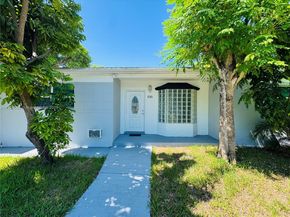 535 NE 158th St, Miami FL 33162