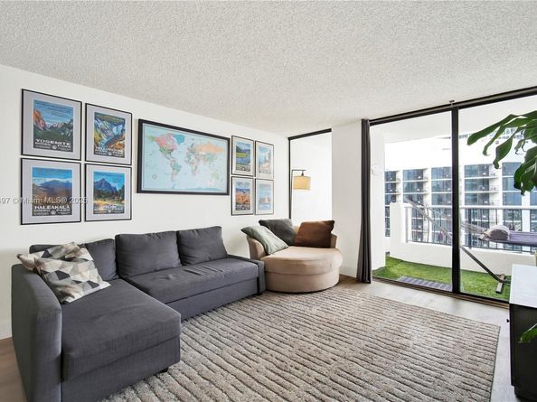 555 NE 15th St 31E, Miami FL 33132