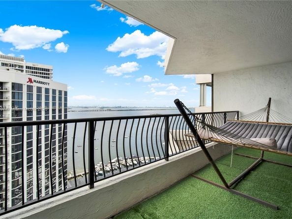 555 NE 15th St 31E, Miami FL 33132