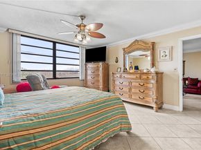 901 Colony Point Cir 503, Pembroke Pines FL 33026