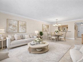 901 Colony Point Cir 503, Pembroke Pines FL 33026