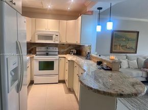 618 Fanshaw O 618, Boca Raton FL 33434