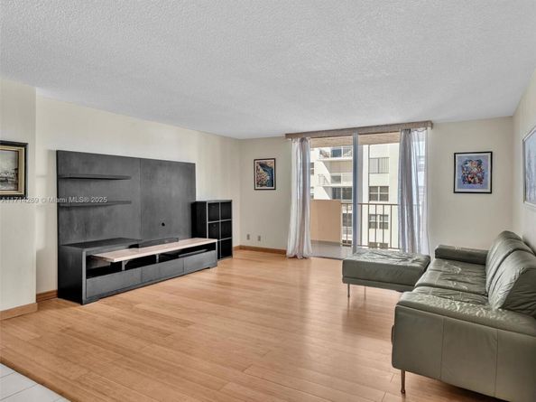 1865 S Ocean Dr 10B, Hallandale Beach FL 33009