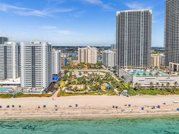 1865 S Ocean Dr 10B, Hallandale Beach FL 33009