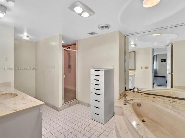 1865 S Ocean Dr 10B, Hallandale Beach FL 33009