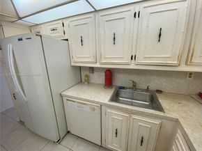 851 Three Islands Blvd 512, Hallandale Beach FL 33009