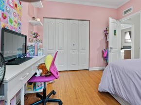 21474 SW 85th Path, Cutler Bay FL 33189