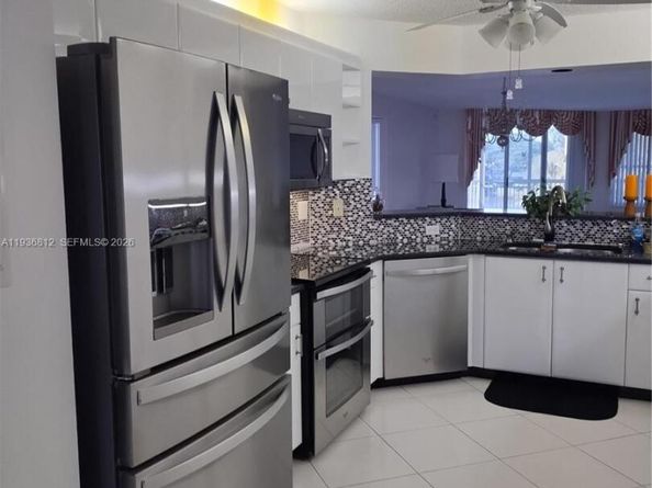 7649 E Granville Dr 301, Tamarac FL 33321