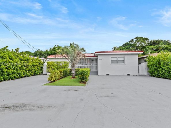 6355 SW 30th St, Miami FL 33155