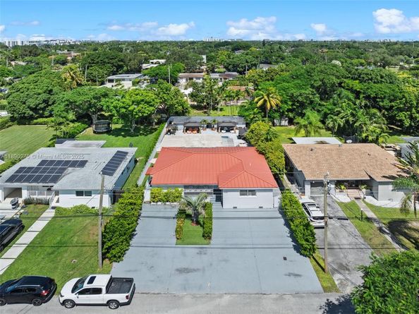 6355 SW 30th St, Miami FL 33155
