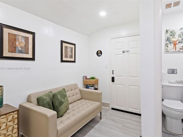 6355 SW 30th St, Miami FL 33155