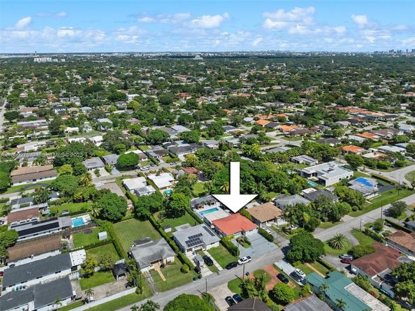6355 SW 30th St, Miami FL 33155