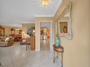 230 SE 4th St, Dania Beach FL 33004