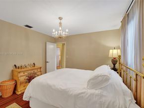 230 SE 4th St, Dania Beach FL 33004