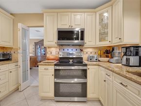 230 SE 4th St, Dania Beach FL 33004