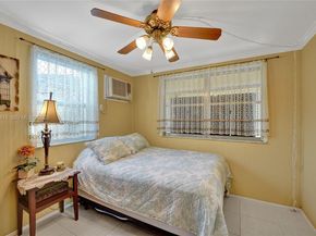 230 SE 4th St, Dania Beach FL 33004