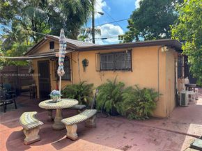 2372 SW 11th Ter, Miami FL 33135