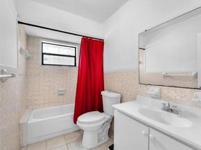 19820 NW 39th Ave, Miami Gardens FL 33055