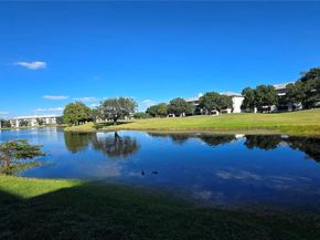 9230 Lagoon Pl 310, Davie FL 33324