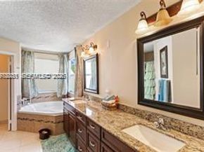 1071 SW 101st Ter, Pembroke Pines FL 33025