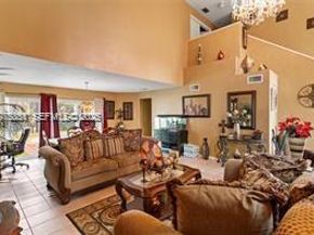 1071 SW 101st Ter, Pembroke Pines FL 33025