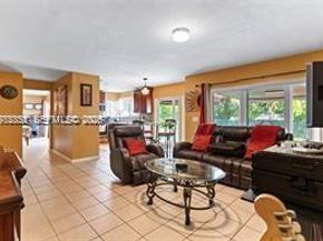 1071 SW 101st Ter, Pembroke Pines FL 33025