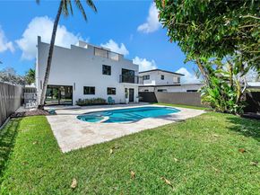 3305 NE 15th St, Fort Lauderdale FL 33304