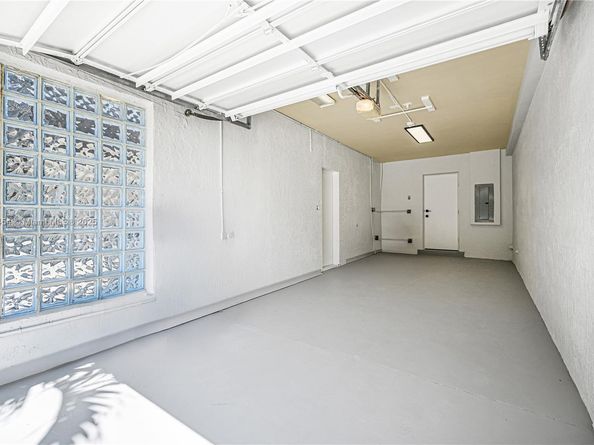 3305 NE 15th St, Fort Lauderdale FL 33304