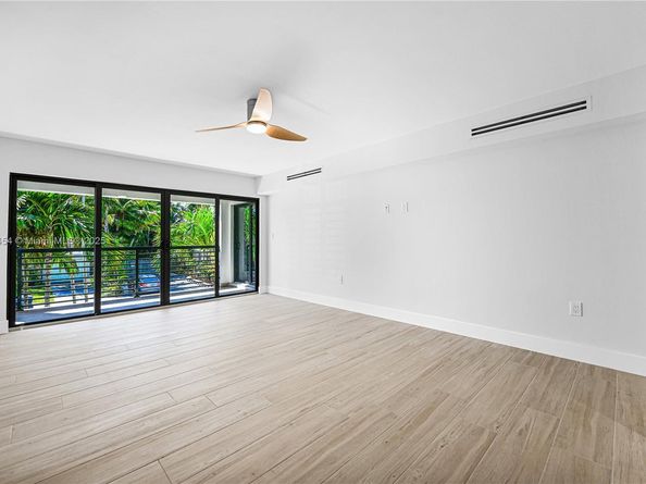 3305 NE 15th St, Fort Lauderdale FL 33304