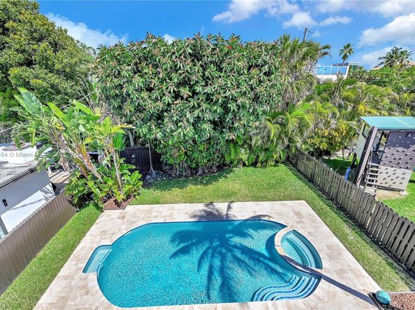 3305 NE 15th St, Fort Lauderdale FL 33304
