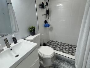 11831 SW 206th Ter, Miami FL 33177