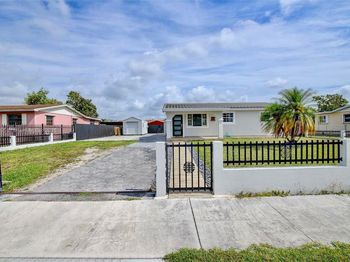 11831 SW 206th Ter