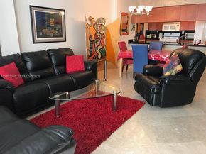 1200 Brickell Bay Dr 3921, Miami FL 33131