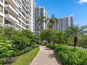 600 Three Islands Blvd 1008, Hallandale Beach FL 33009