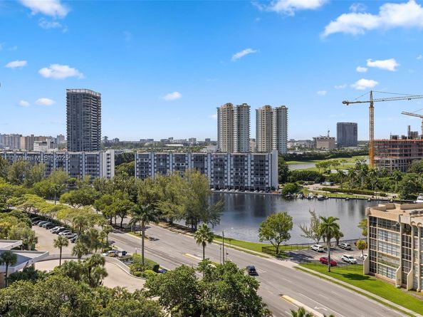 600 Three Islands Blvd 1008, Hallandale Beach FL 33009