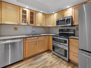 600 Three Islands Blvd 1008, Hallandale Beach FL 33009