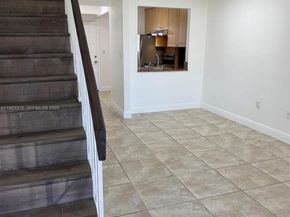 1001 SW 105th Ave 113, Miami FL 33174