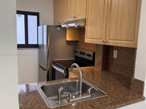 1001 SW 105th Ave 113, Miami FL 33174