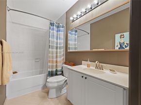 652 NE 63rd St 403, Miami FL 33138