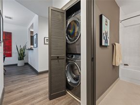 652 NE 63rd St 403, Miami FL 33138