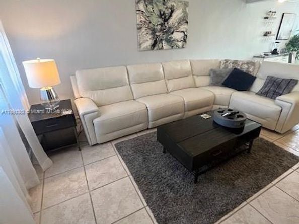 350 75th St 202, Miami Beach FL 33141